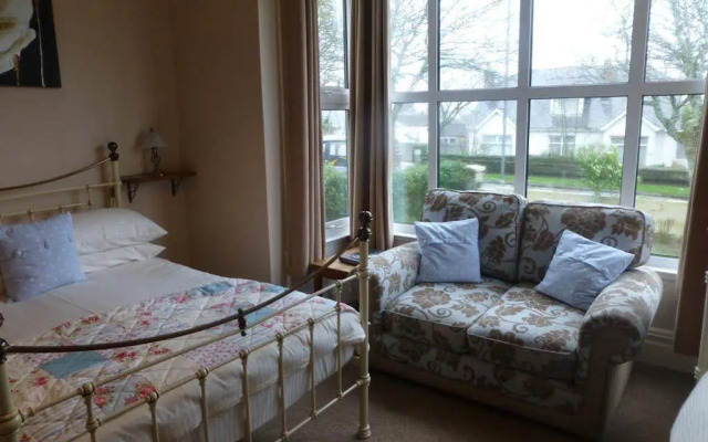 Chynoweth Lodge