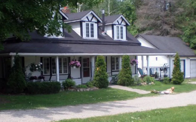 Lazy Dayz Bed and Breakfast