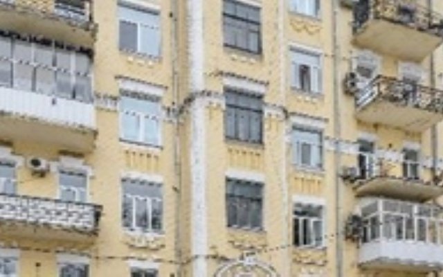 Muzeyniy Lane Kiev Apartment