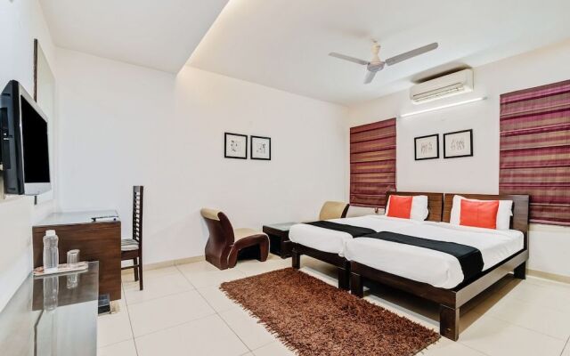 OYO 14502 Hotel Hill View Guest House Hitech City