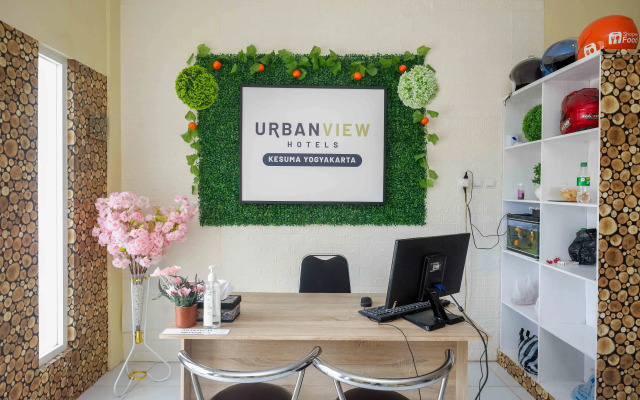 Urbanview Hotel Sindu Kusuma Edupark