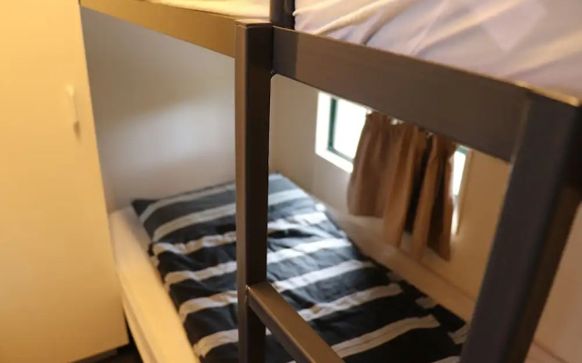 Snug Beach Cabin And Caravan Park