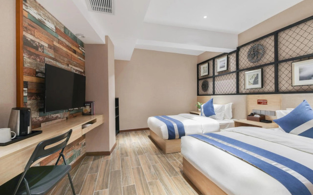 Zou Qu Ye Travel Hotel