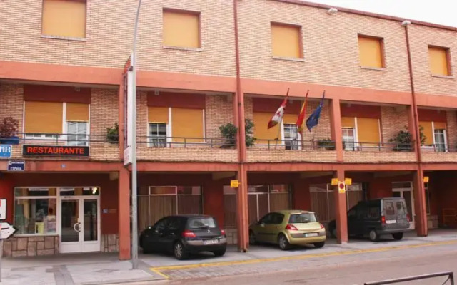 Hostal Restaurante Mayoral