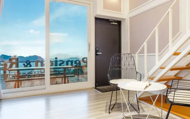 Yeosu Jplus Pension