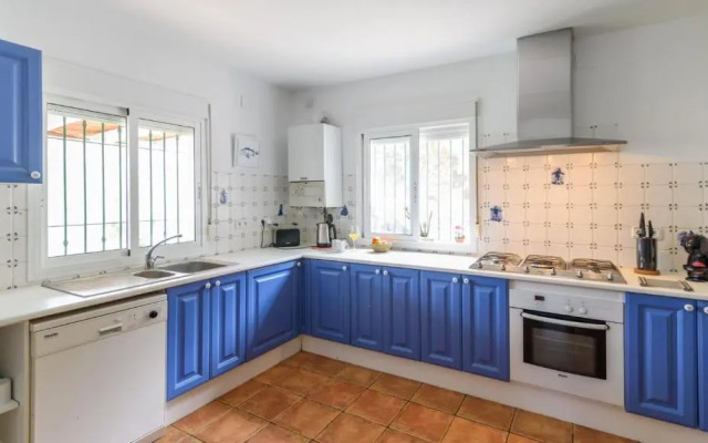 Cortijo Baeza Torrox by Ruralidays