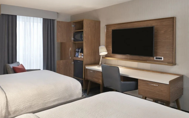 Holiday Inn Express Hamilton Stoney Creek