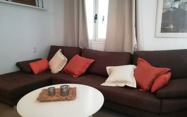 Can Blau, 10 Meters To The Beach