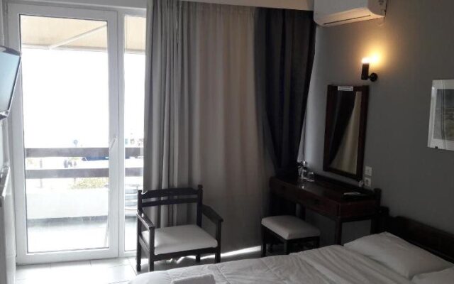 Hotel Avra