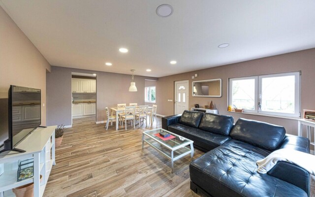 Amazing Home in Vinisce With 4 Bedrooms and Wifi