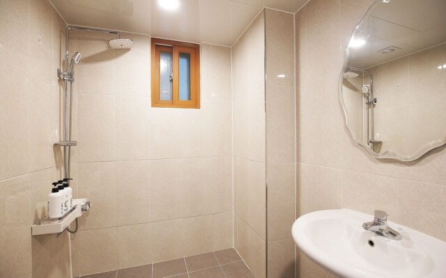 Jecheon M Motel