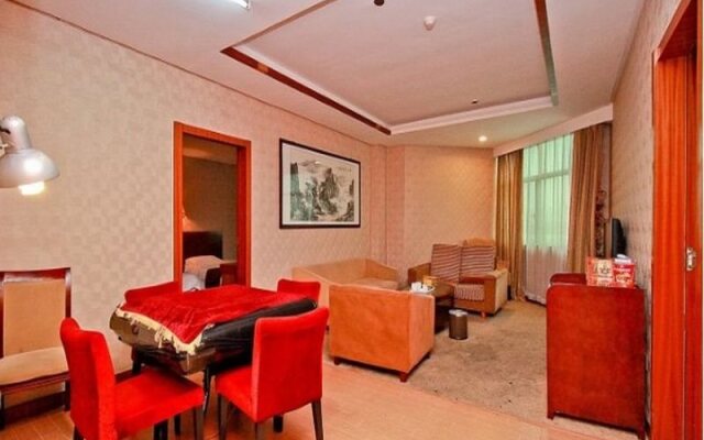 KMC Holiday Hotel