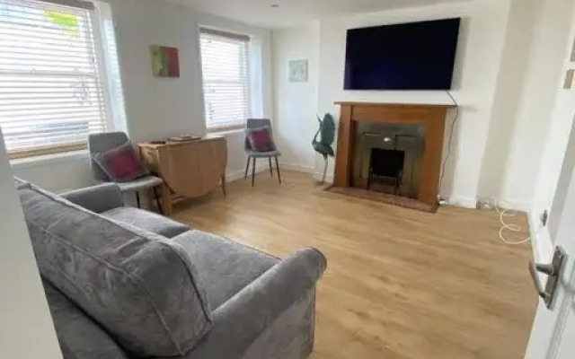 Relaxing costal retreat sleeps four people