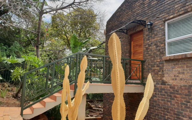 Waterkloof Glen Flatlet