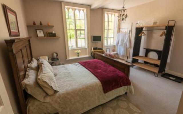 Old Rectory Guesthouse in Staveley