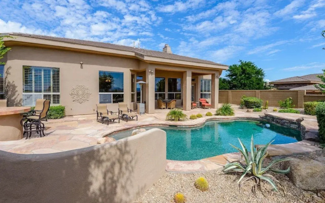 Casa Highland 3 Bedroom Home by RedAwning