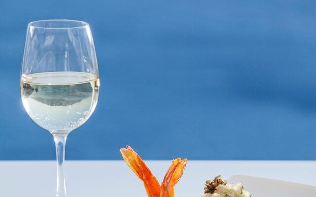 Canaves Oia Suites - Small Luxury Hotels of the World