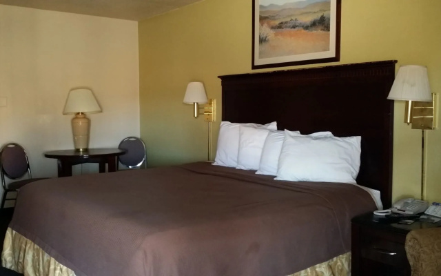R Nite Star Hotel