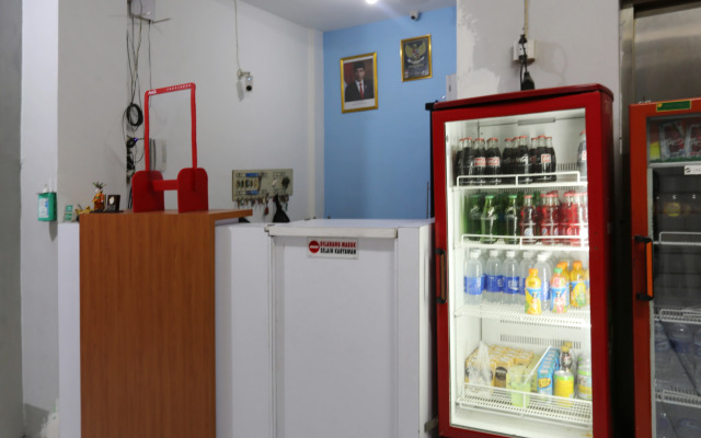 OYO 3865 Wisma Niaga
