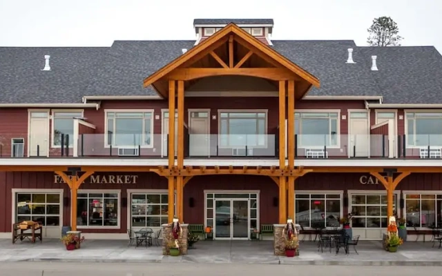 Hillcrest Farm Market B&B