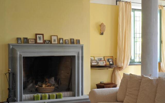 Villa Augusta Sleeps 14 Exclusive Pool