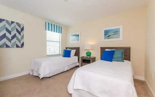 9 Bedroom 5 Bathroom in Champions Gate