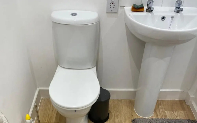 Stylish London Apartment Close to O2 and Riverside