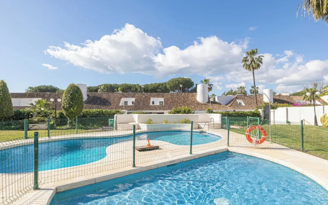 Puerto Banus Near La Sala By The Sea