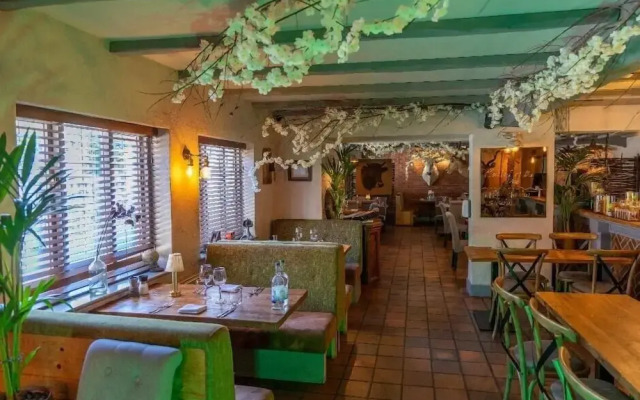 The chequers at Burcot