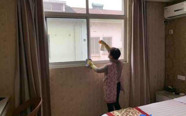Jixi School Hotel