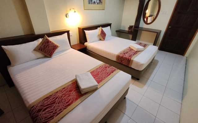 Virgo Batik Resort Teluk Batik Lumut