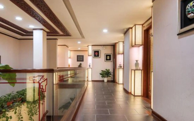 Taierzhuang Old Town Chonghua Building