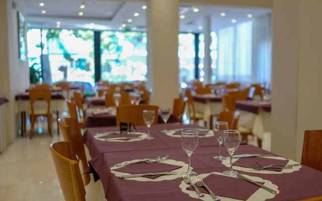 Hotel Astra