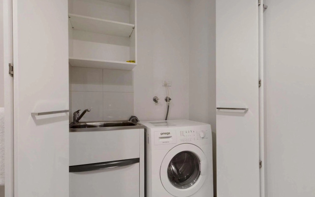 The Sebel Residences Melbourne Docklands Serviced Apartments