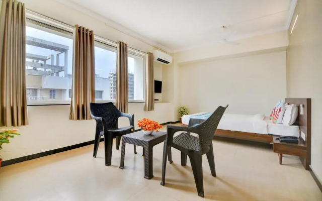 OYO Home Peaceful Stay Keshav Nagar Near Amanora Mall