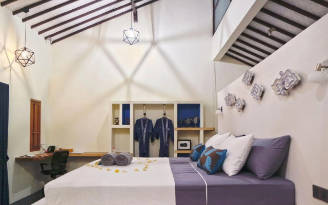 Stay Shark Villas