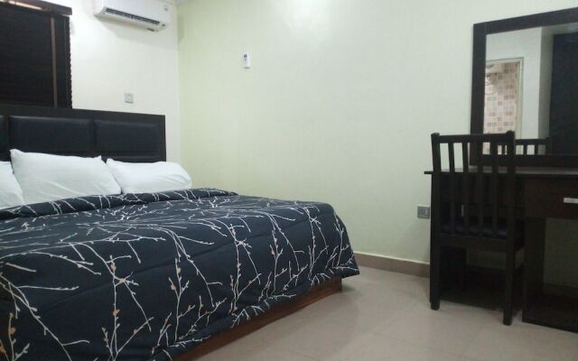 Unique Didis Royal Hotel & Suites