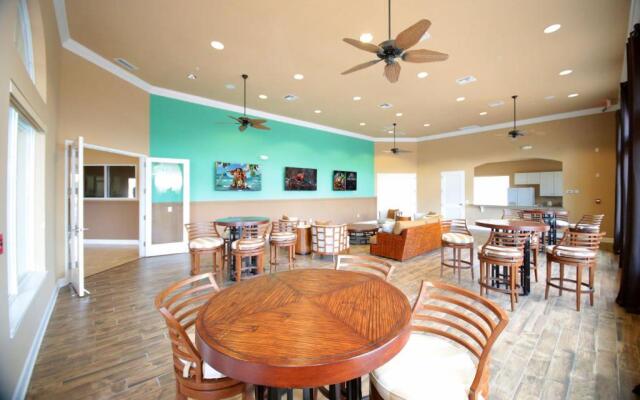 Four Bedrooms Townhouse 4563