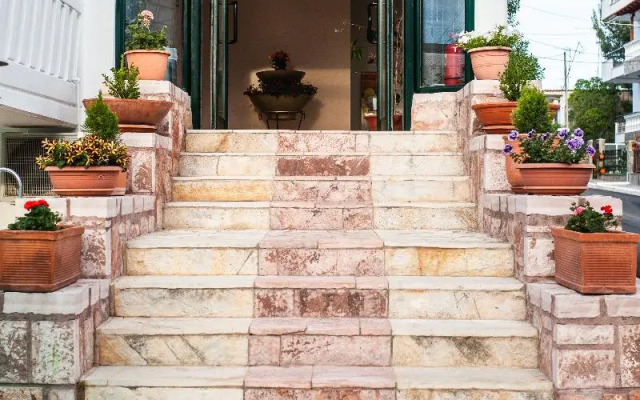 Villa Cariatis