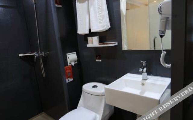 Junyi Hotel (Shanghai Packaging City)