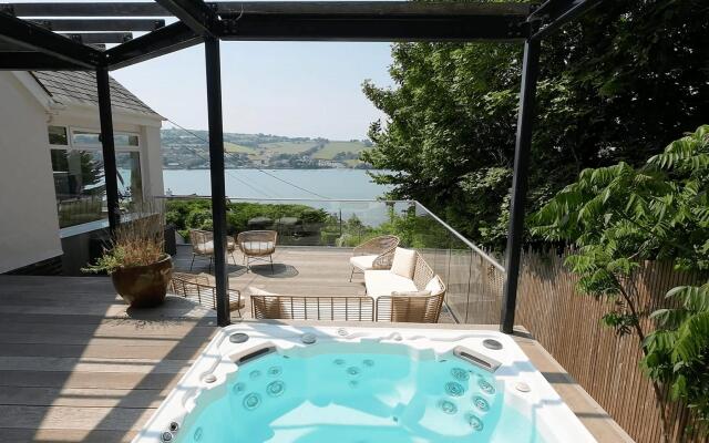 The Curlews - On sea Estuary With Hydrotherapy spa