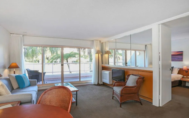 Pacific Bay Terraces