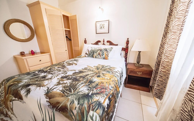 ClarenceVille Villa Apartments