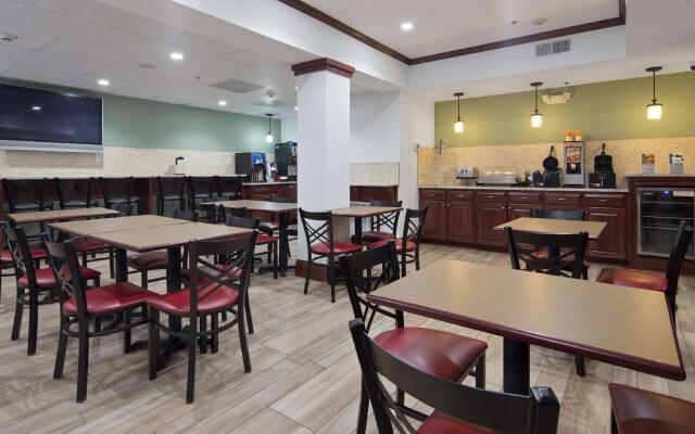 Best Western Patriots Point