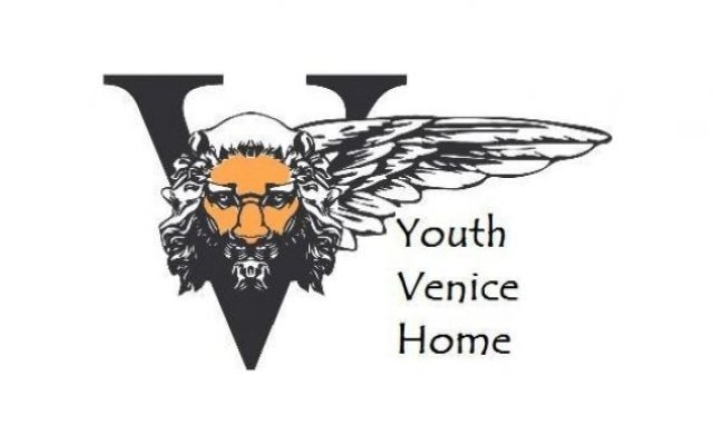 Youth Venice Hostelers Home