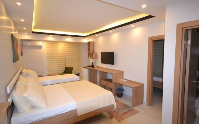 Elmas Otel