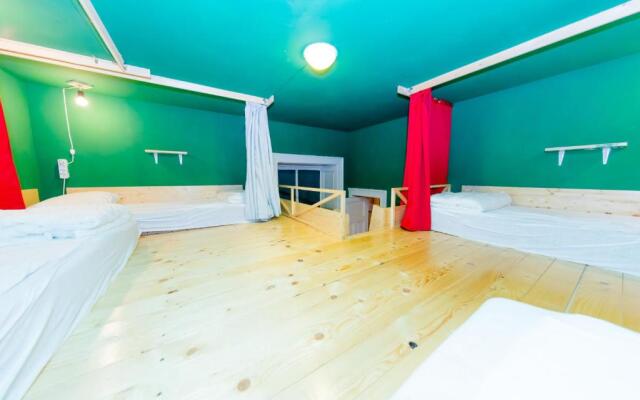 Cloud 9 House