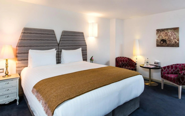 The House Hotel