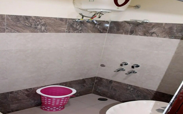 Aashiana Hotel