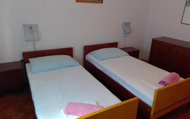 Apartments by the sea Pag - 18464
